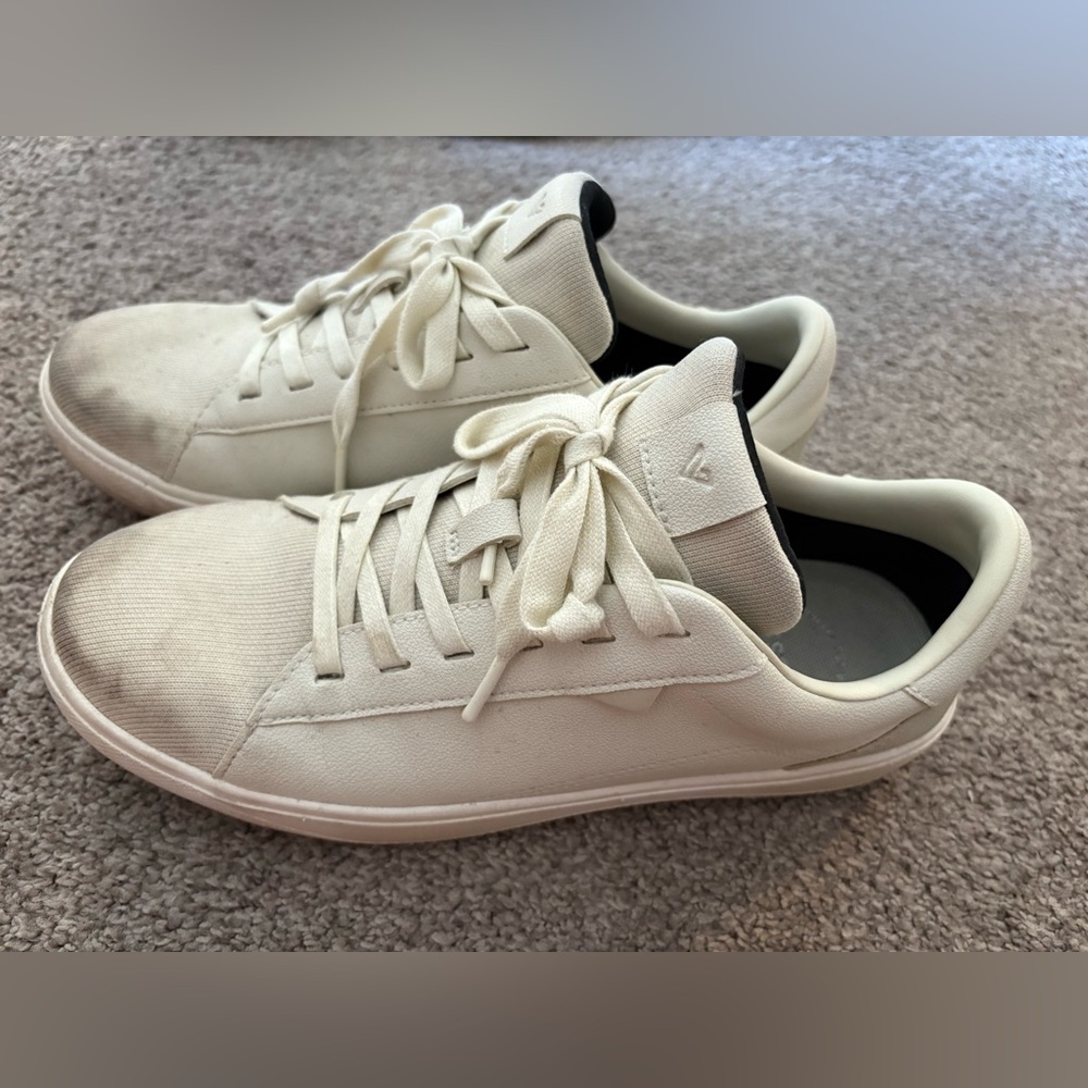 Vessi Women's Off-White Cream Low-Top Sneakers